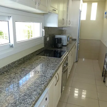 Вилла Suncanarias Villa Mercedes *
